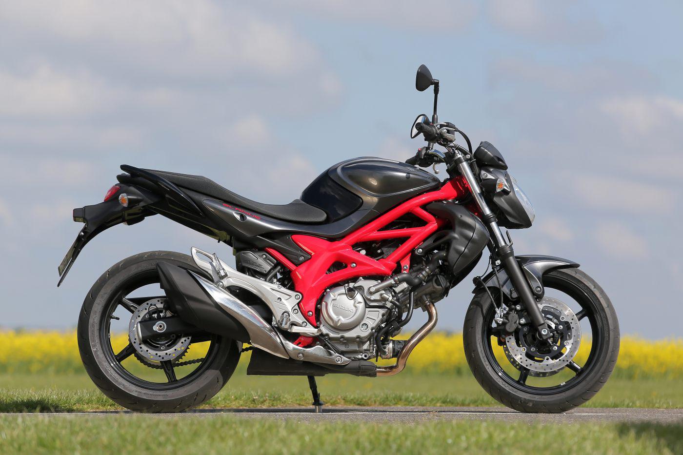 Suzuki Gladius 650 Test 2014 Motorrad Fotos & Motorrad Bilder