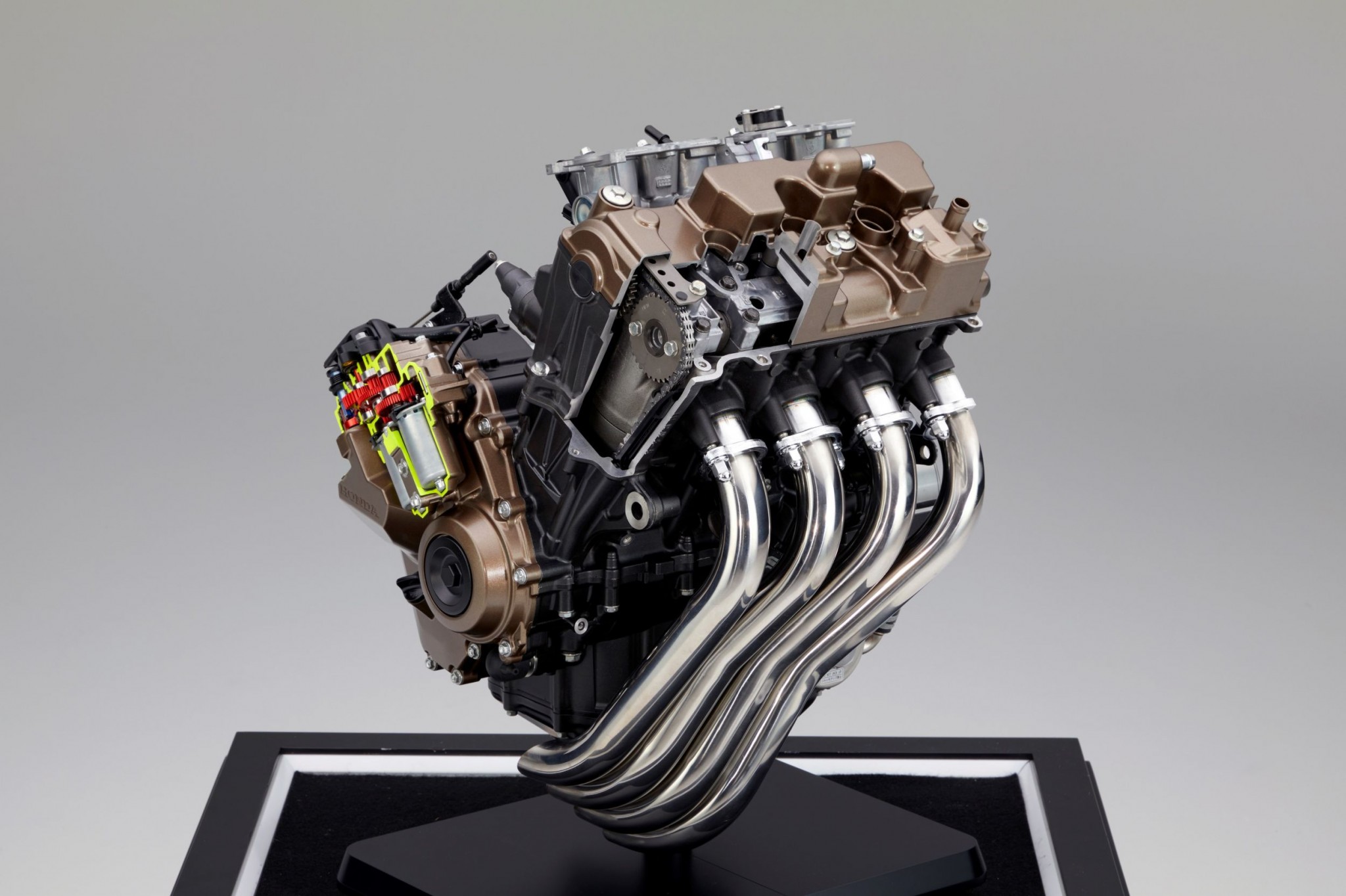 Honda CBR650R Test sprzęgła elektrycznego 2024 - Obraz 13