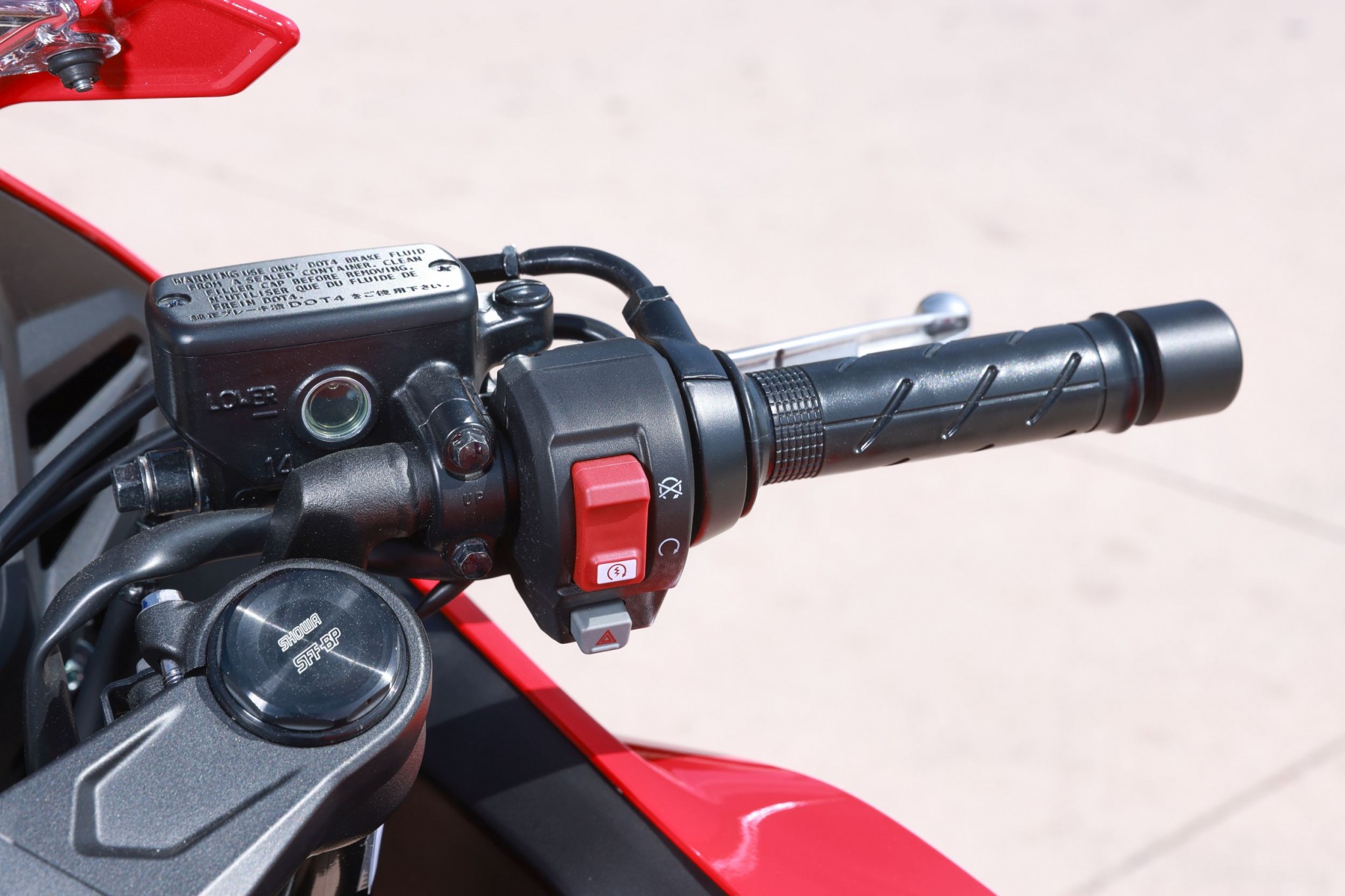 Honda CBR650R E-kopplingstest 2024 - Bild 34