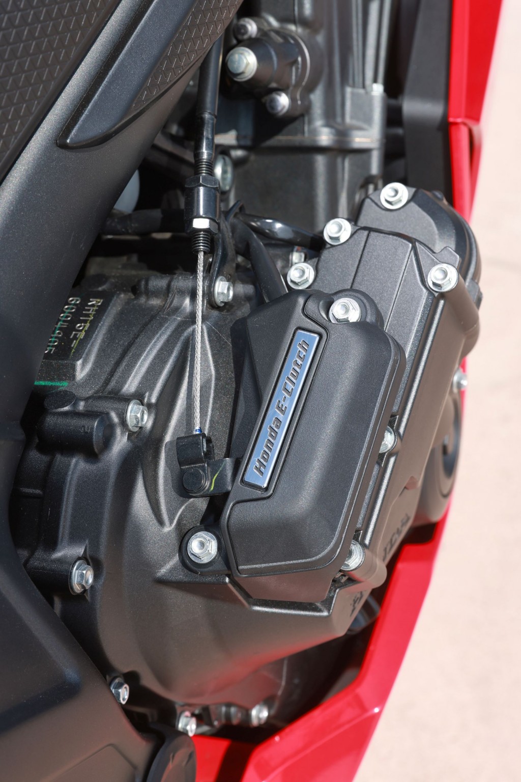 Honda CBR650R E-Clutch Test 2024 - Image 55