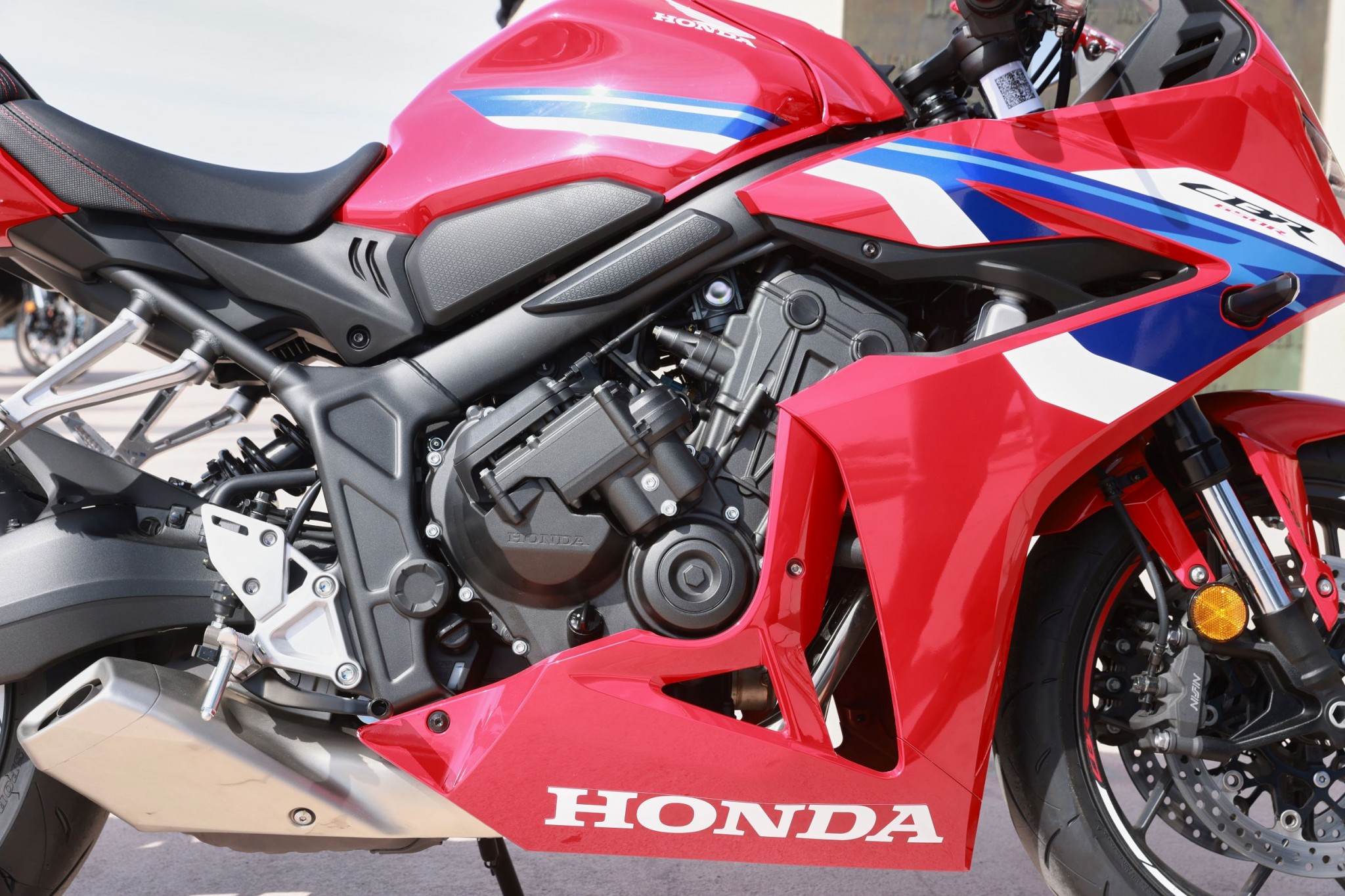 Honda CBR650R Test sprzęgła elektrycznego 2024 - Obraz 35
