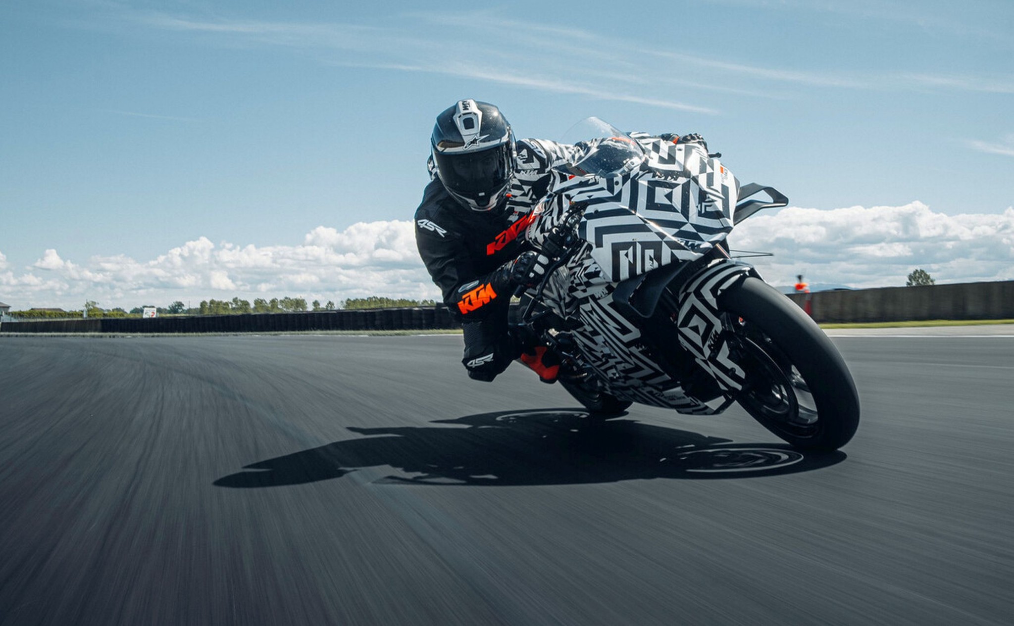 KTM 990 RC R - finally the thoroughbred sports bike for the road! - Image 40