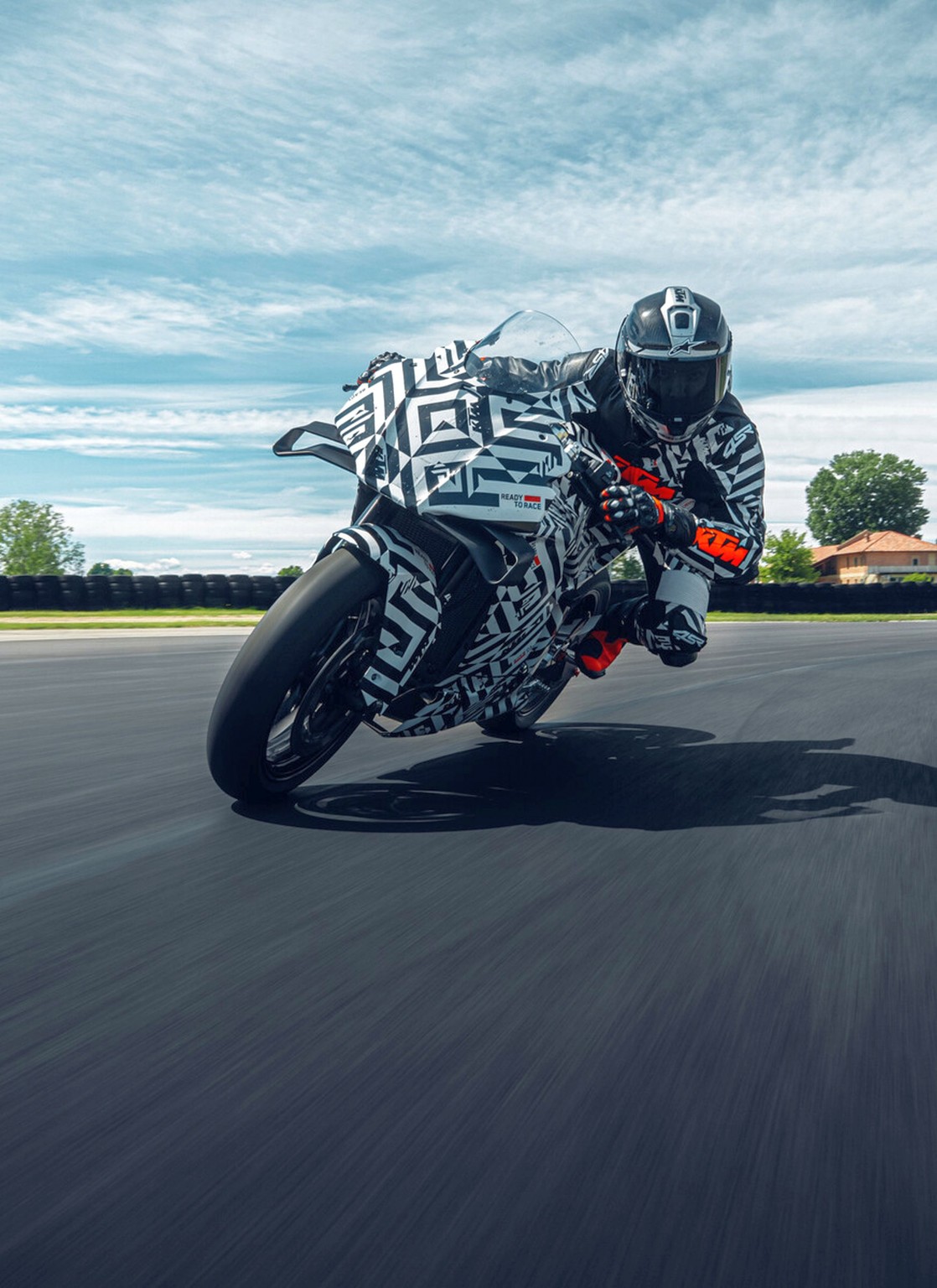 KTM 990 RC R - finalmente a moto desportiva puro-sangue para a estrada! - Imagem 23