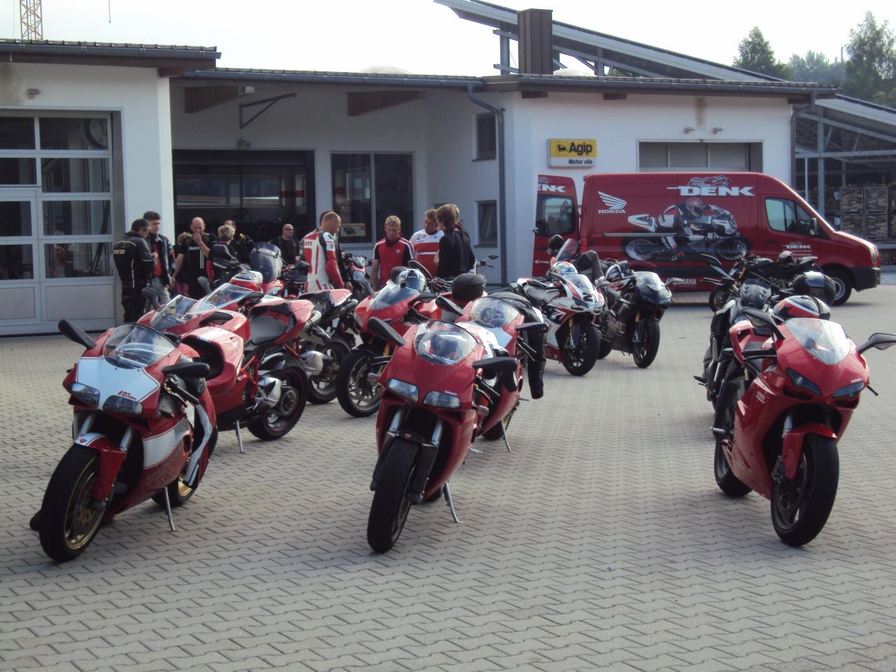 - DUCATI ONLY 2011 14