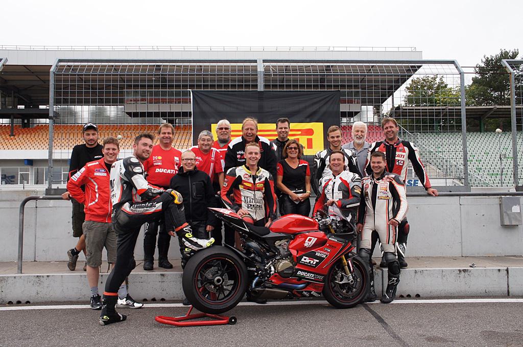 - Ducati 4U Hockenheimring 0