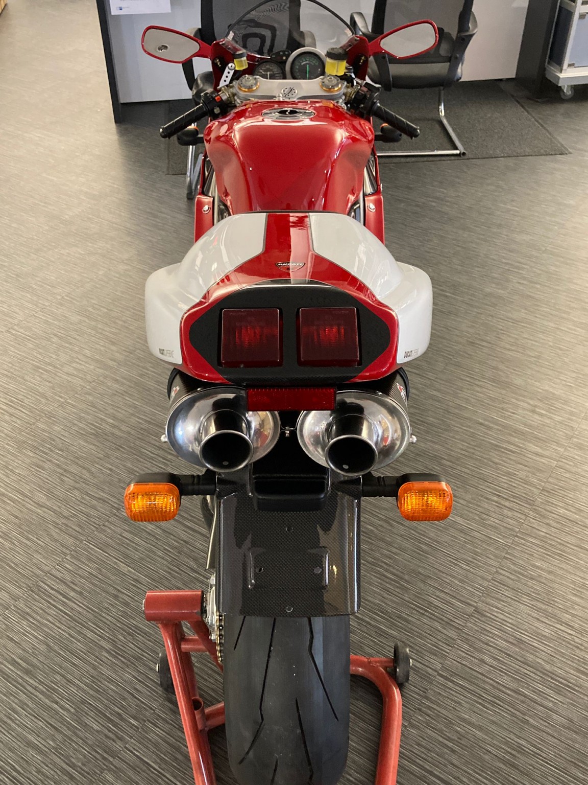  - Aufbau Ducati 996S 2