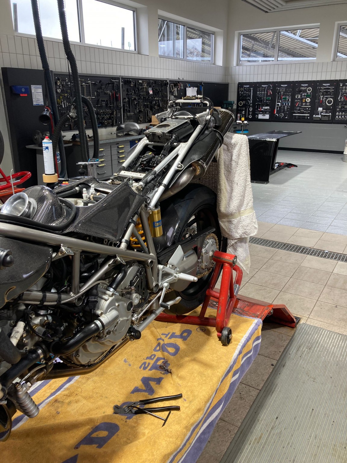 - Aufbau Ducati 996S 22