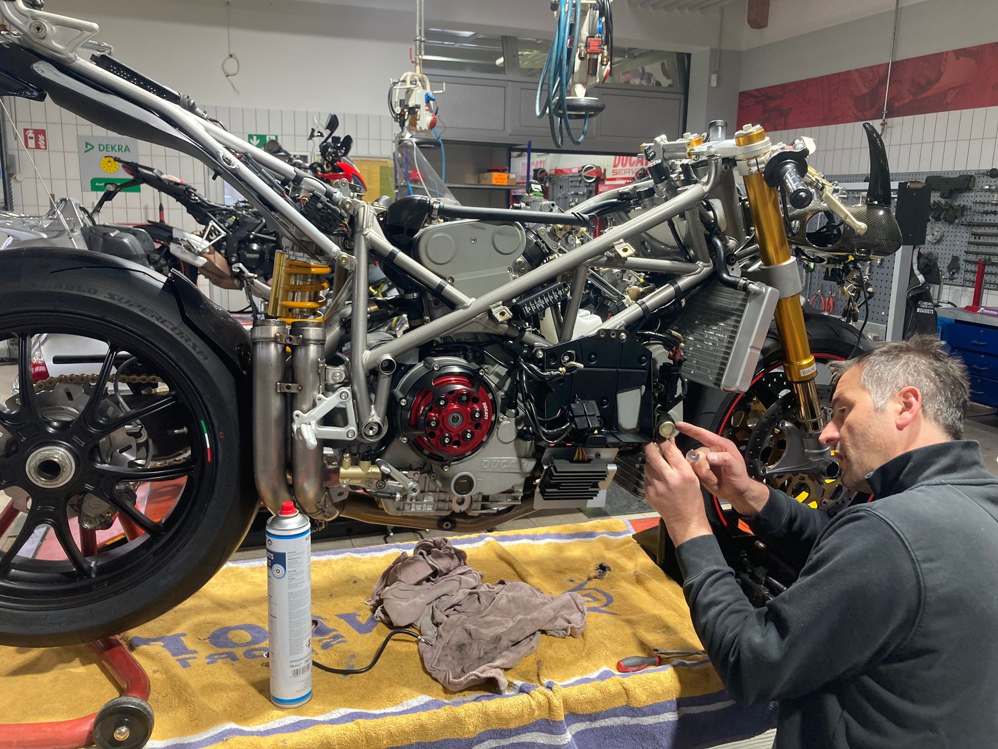  - Aufbau Ducati 996S 25