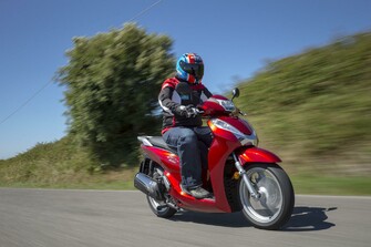 Honda SH300i 2015 Test