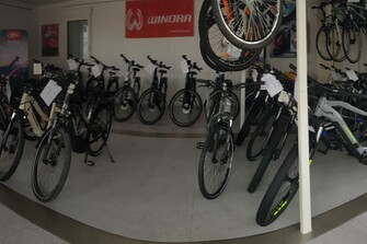 Lagernde Fahrräder Galerie vom 17.11.2022