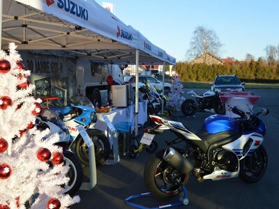 1. Suzuki Weihnachtstruck 2015 anzeigen