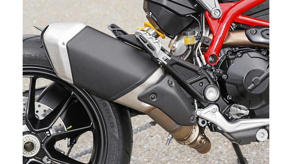 Ducati Hypermotard 821 - Imagem 18