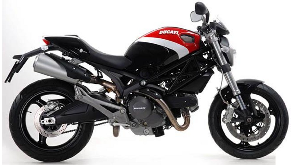 Ducati Monster 1100 - Image 22