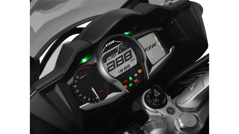 Yamaha FJR1300A - Resim 18