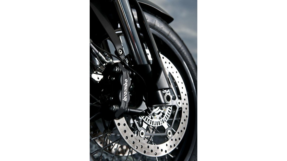 Moto Guzzi Stelvio 1200 8V - Image 22