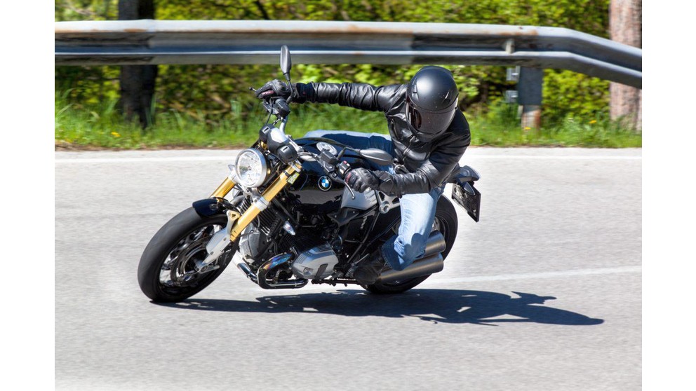 Moto Guzzi Griso 1200 8V Black Devil - Obrázek 23