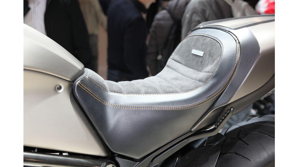 Ducati Diavel Titanium - Image 22