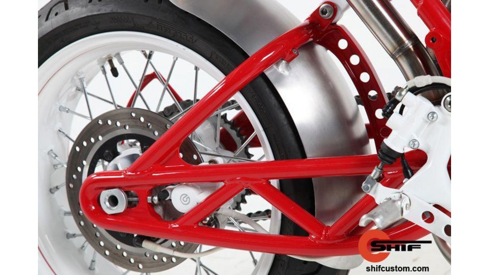 Ducati GT 1000 - Obrázok 5