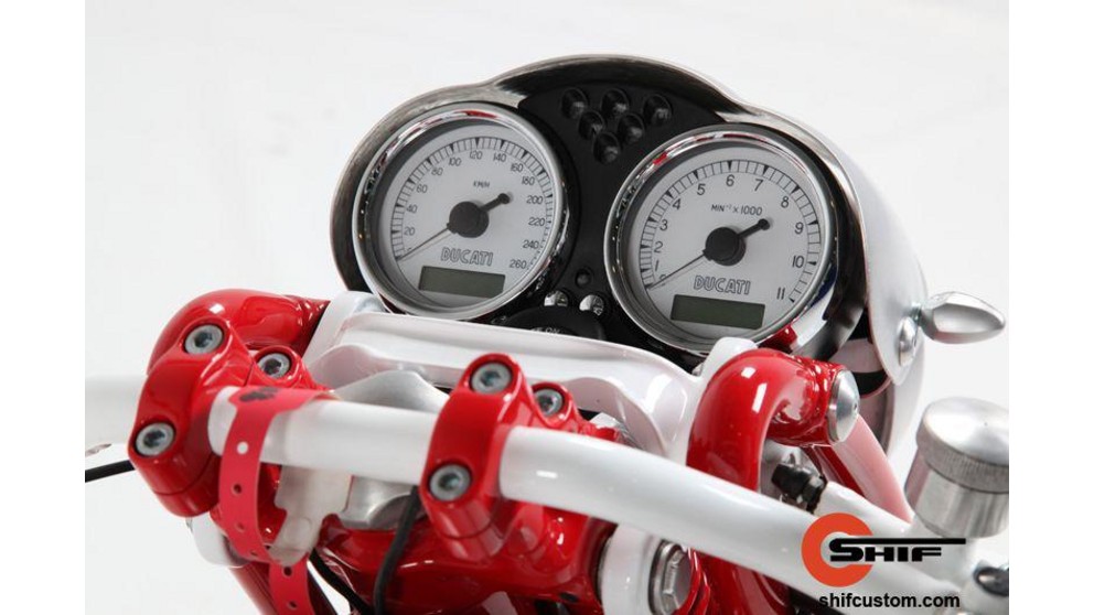 Ducati GT 1000 - Obrázok 8