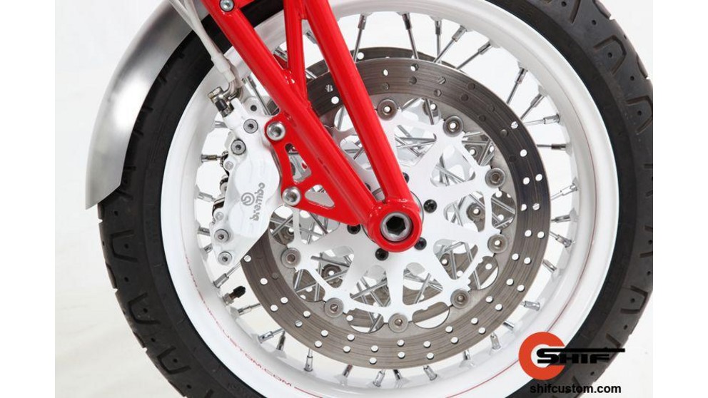 Ducati GT 1000 - Obrázok 15