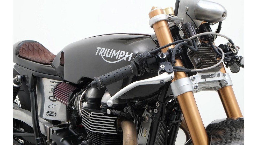 Triumph Thruxton Ace - Obrázek 17