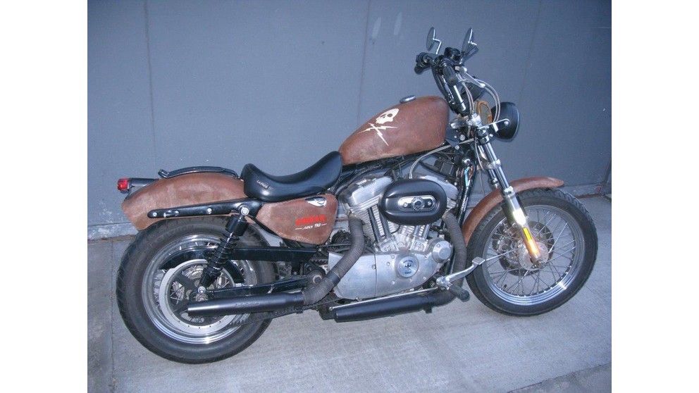 Harley-Davidson Sportster XL 883 - Obrázek 4
