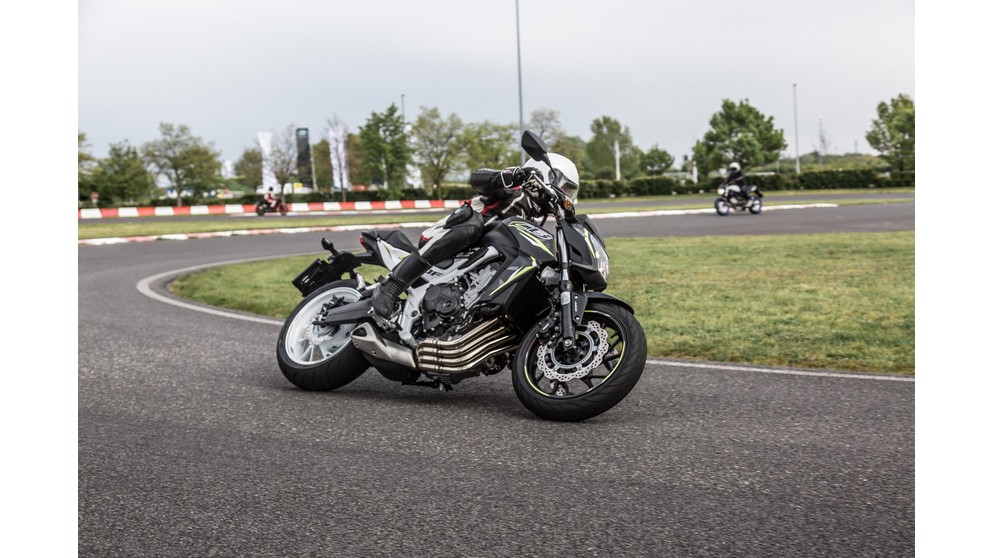 Yamaha MT-07 Moto Cage - Obrázek 23