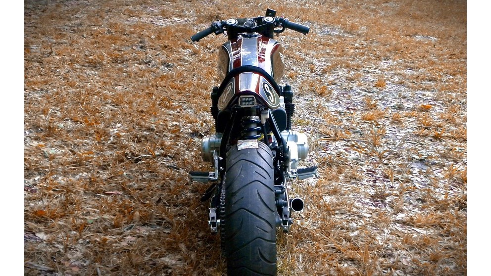 Picture Honda CB 900 F Hornet
