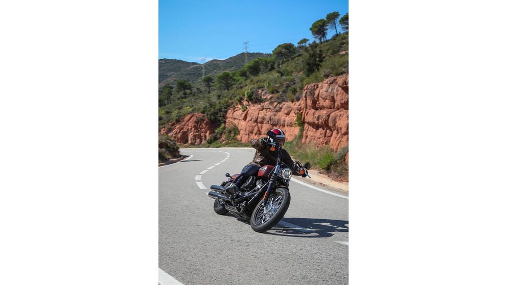 Harley-Davidson Softail Breakout 114 FXBRS - Resim 24