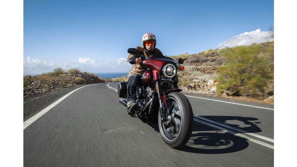 Harley-Davidson Softail Sport Glide FLSB - Kép 7