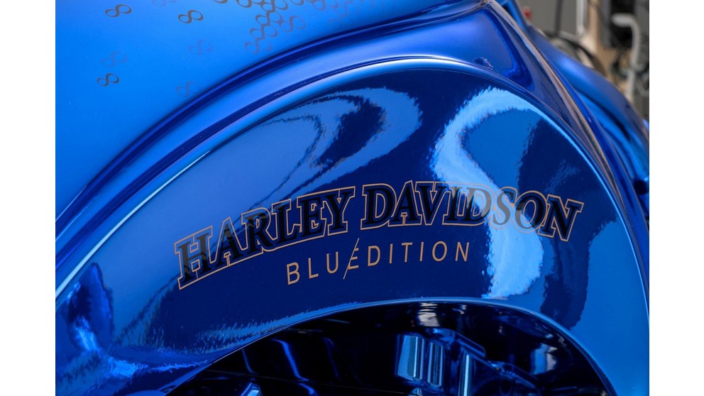 Harley-Davidson Softail Slim S - Image 12