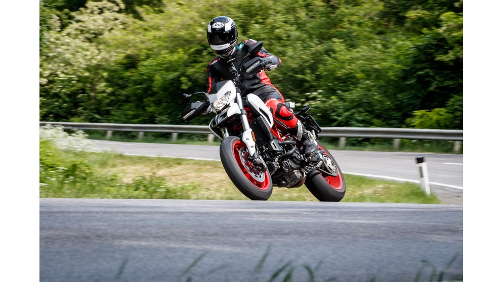 Ducati Hypermotard 939 - Imagen 12