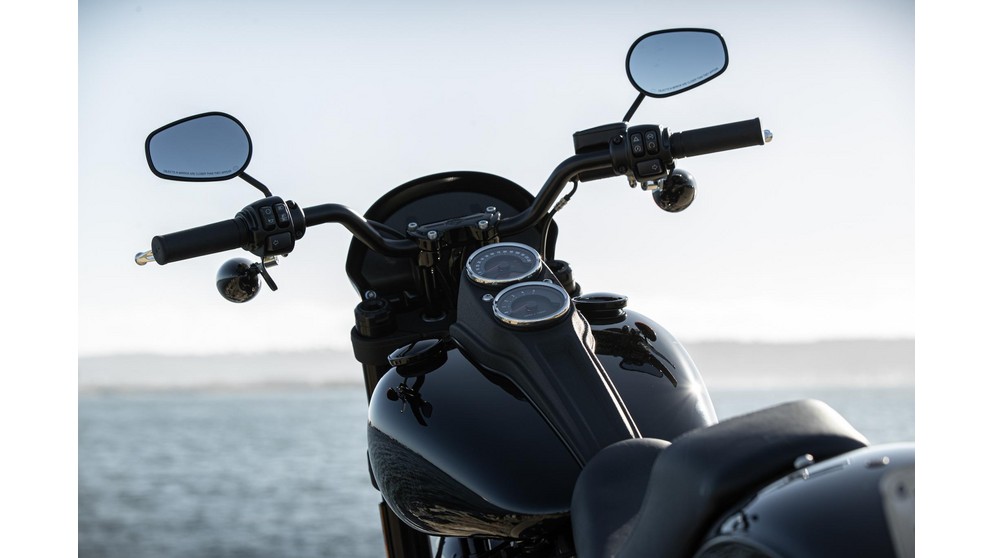 Harley-Davidson Low Rider S FXLRS - Immagine 15
