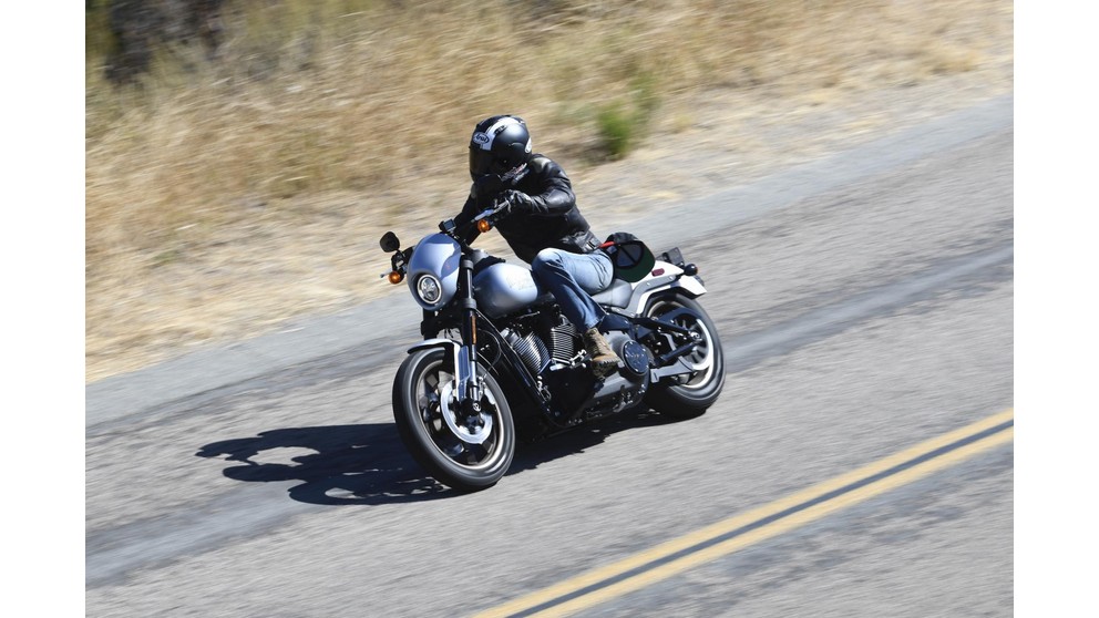 Harley-Davidson Low Rider S FXLRS - Obrázek 8