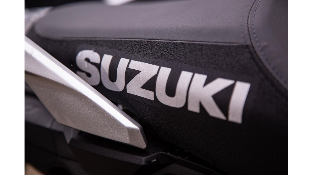 Suzuki V-Strom 1000 XT - Imagem 23