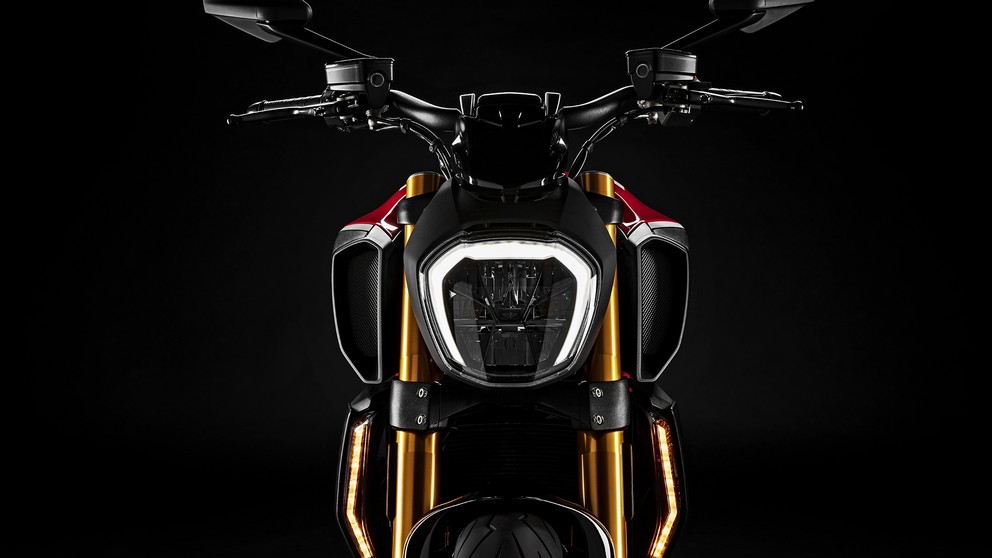 Ducati Scrambler Icon Dark - Immagine 19