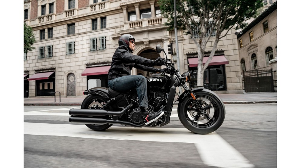 Indian Scout Sixty - Immagine 21