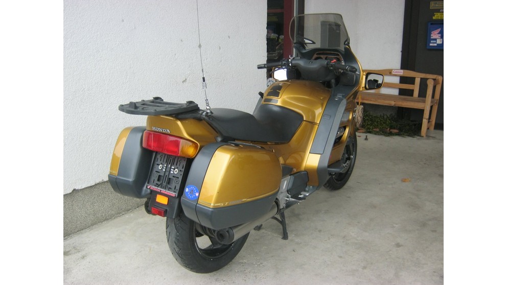 Honda ST 1100 Pan-European - afbeelding 5