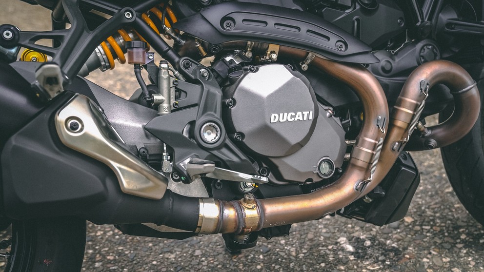 Ducati Monster 1200 S - Resim 22