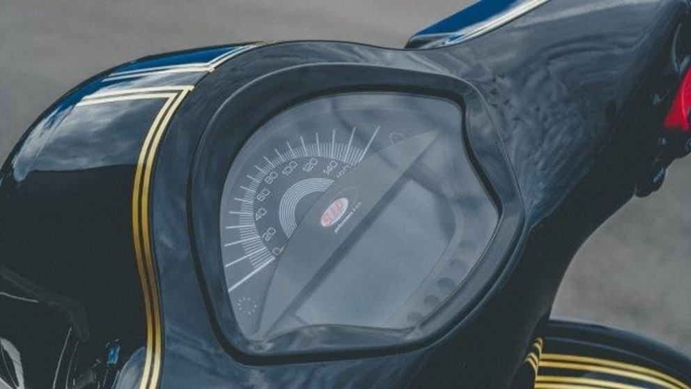 Vespa GTS 300 hpe Super Sport - Imagem 20