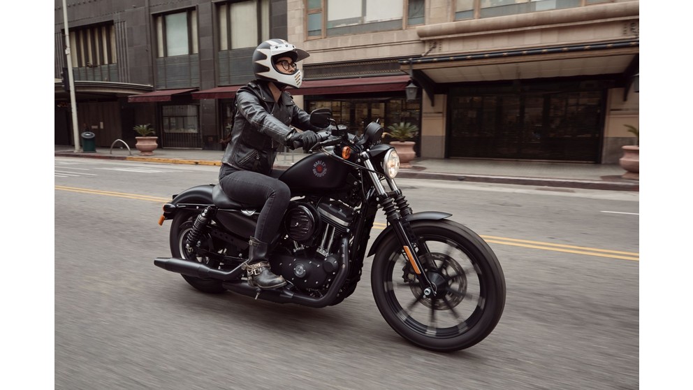 Harley-Davidson Sportster XL 883 N Iron - Bild 15