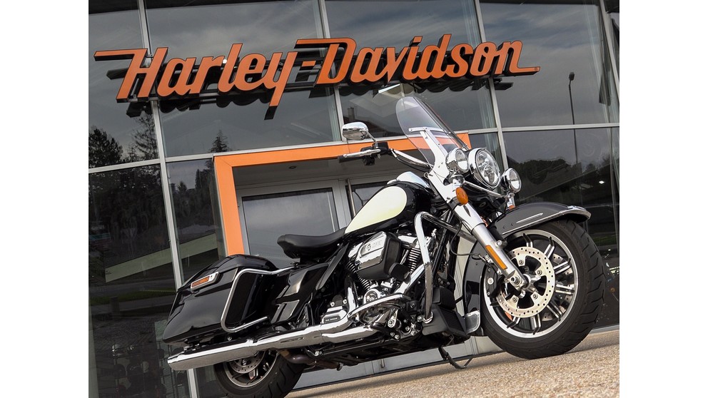 Harley-Davidson Softail Fat Boy FLSTF - Image 9