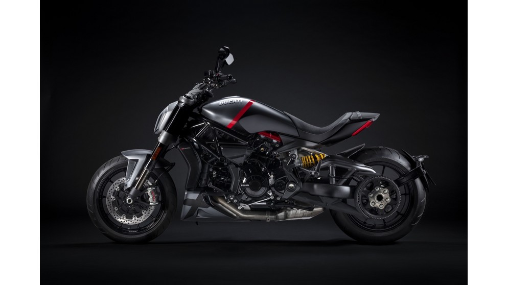 Ducati Scrambler 1100 Dark PRO - Obraz 15