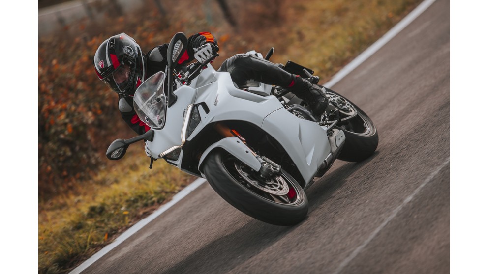 Ducati SuperSport 950 - Obrázok 10