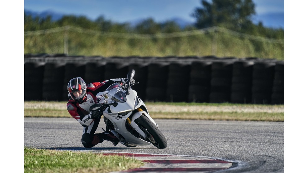 Ducati SuperSport 950 - Bild 16