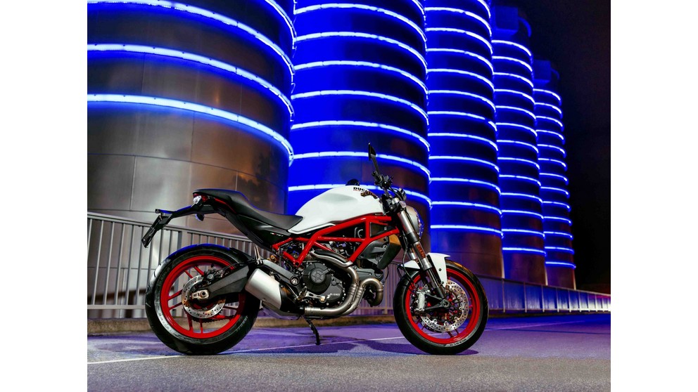 Ducati Monster 797 - Resim 5