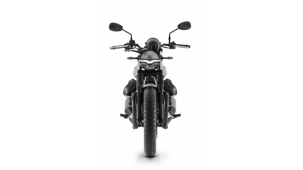 Moto Guzzi V9 Bobber Centenario - Image 16