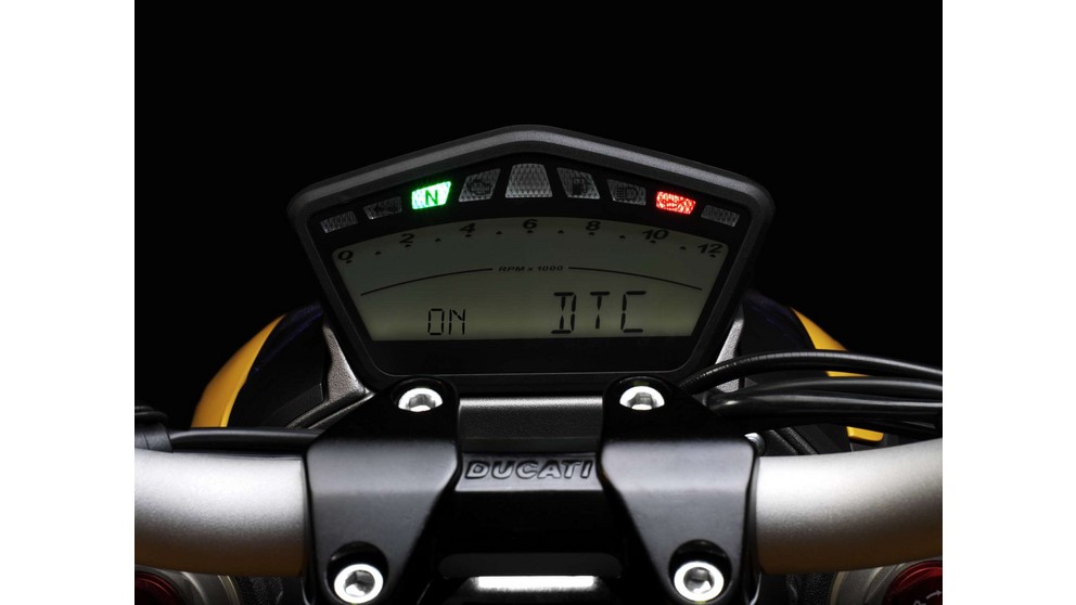 Ducati Streetfighter 848 - Obrázok 15