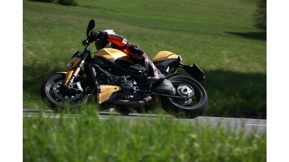 Ducati Streetfighter 848 - Imagem 24
