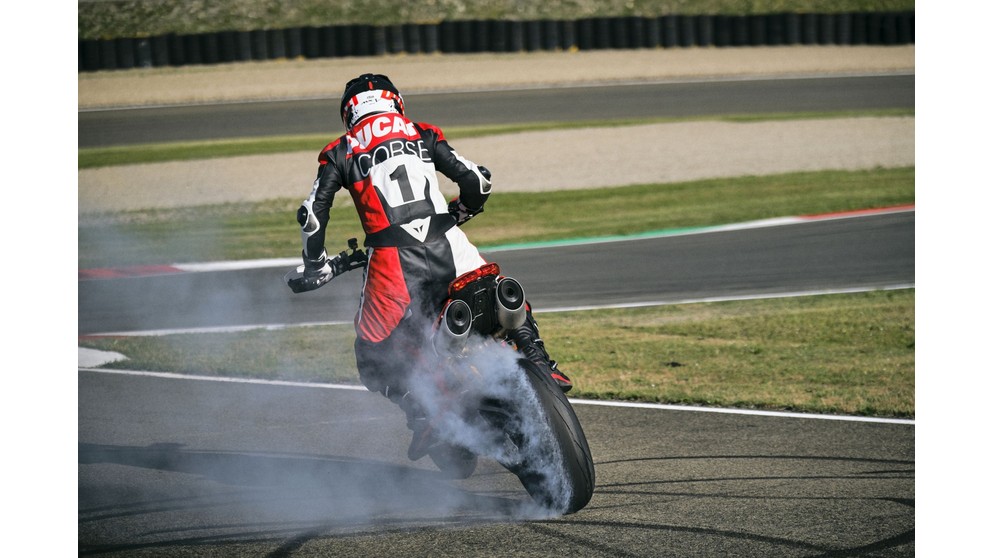 Ducati Hypermotard 950 - Obrázok 21